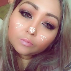 Meet your Posher, Marisa